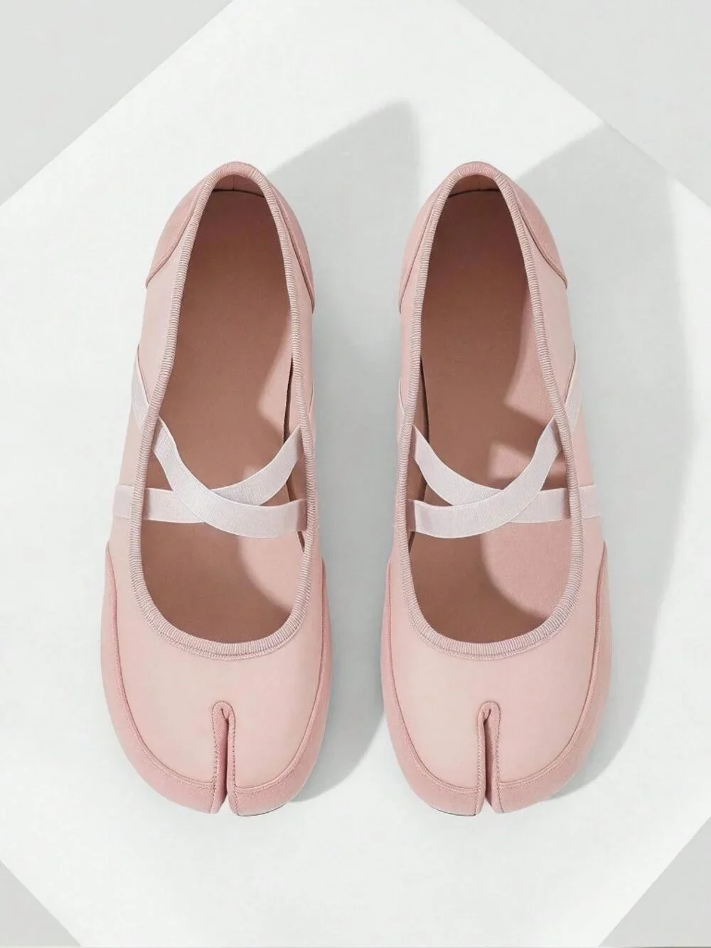 Pink Preppy Classic Women's Round Toe Criss-Cross Lace-Up Dance Shoes